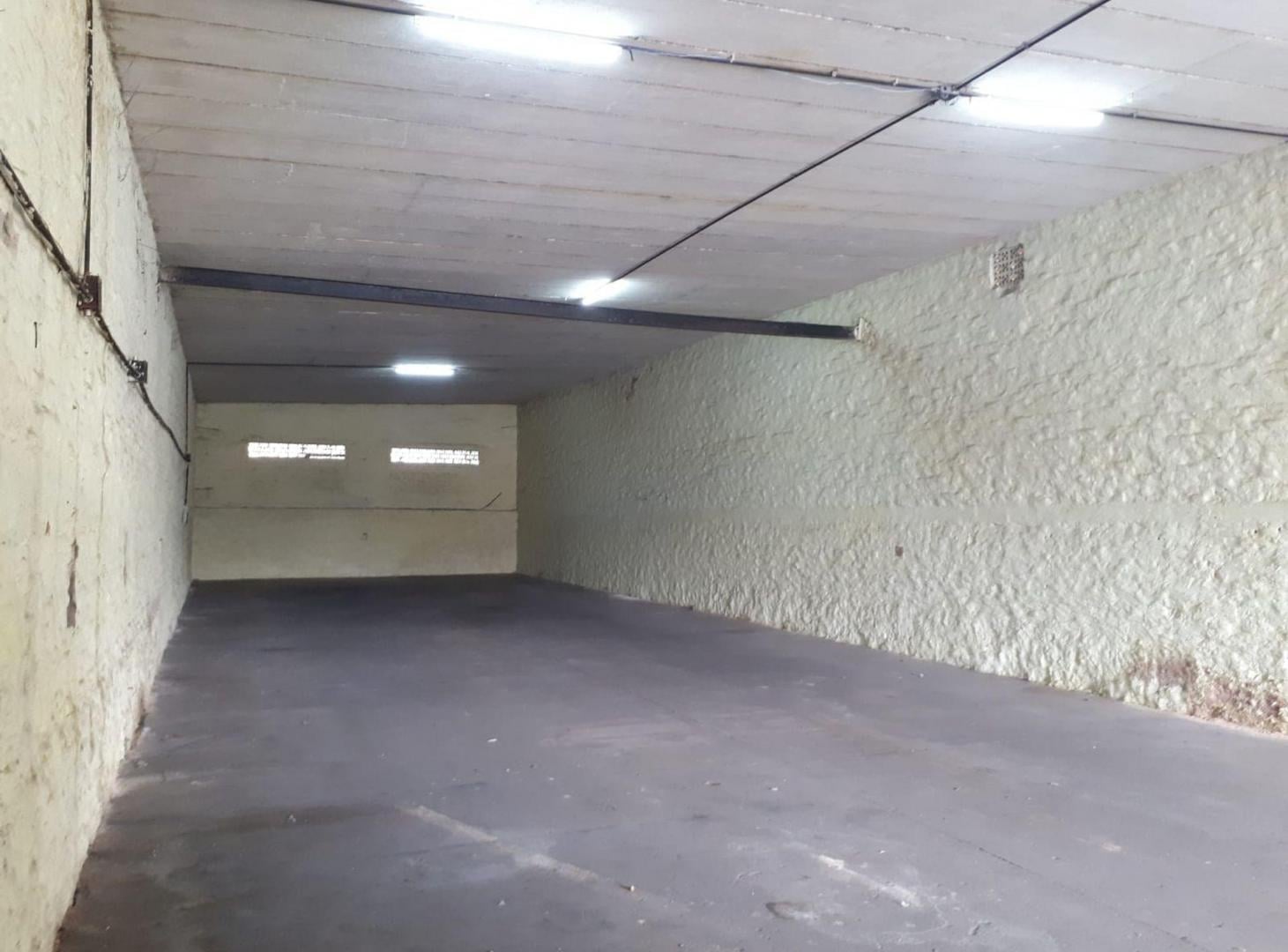 Foto de Galpon en venta a metro de circunvalacion, imagen 2