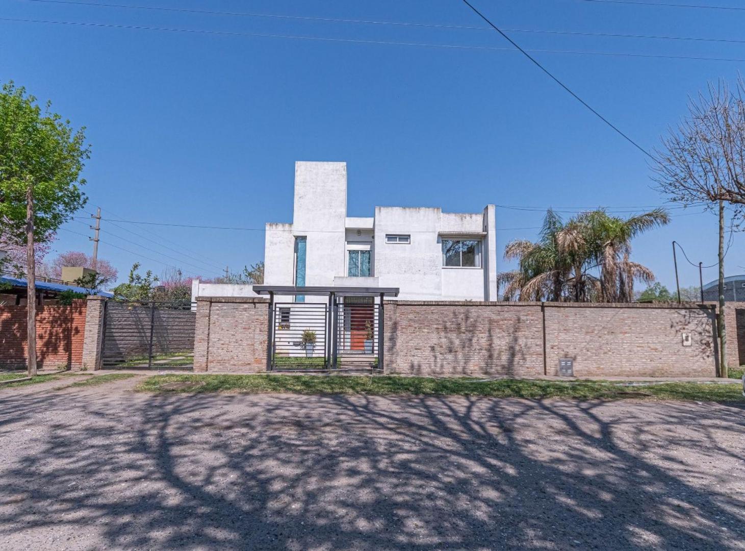 Foto de CASA EN VENTA 3 DORMITORIOS-RICARDONE, imagen 5