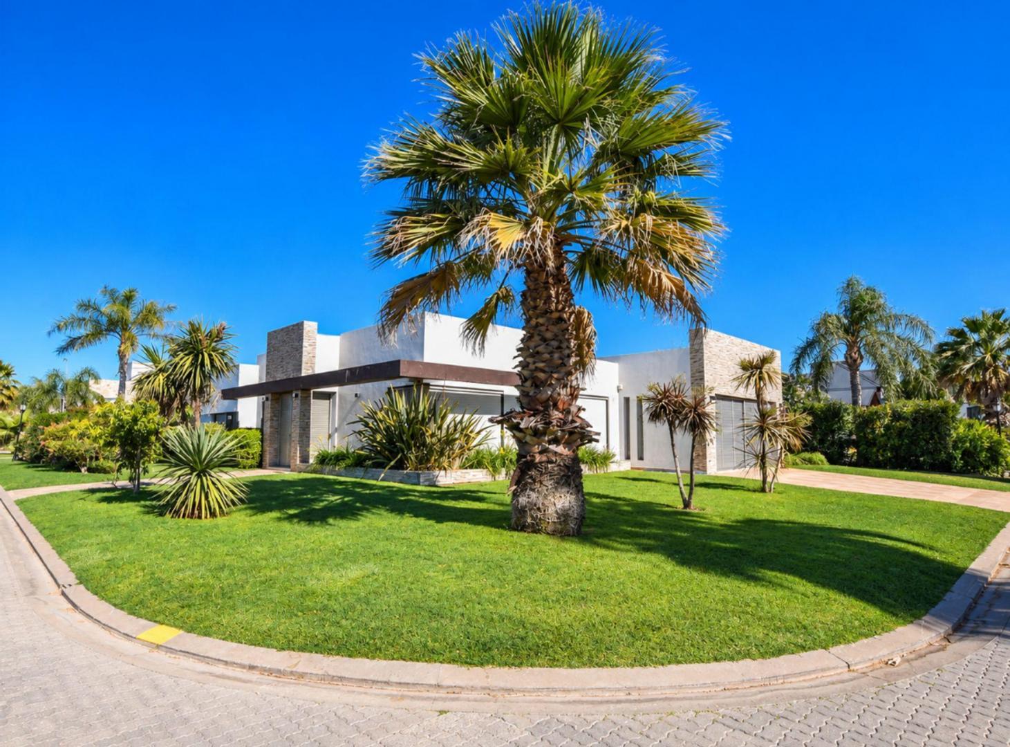 Foto de Casa en venta en Miraflores Barrio Privado – Funes, imagen 1