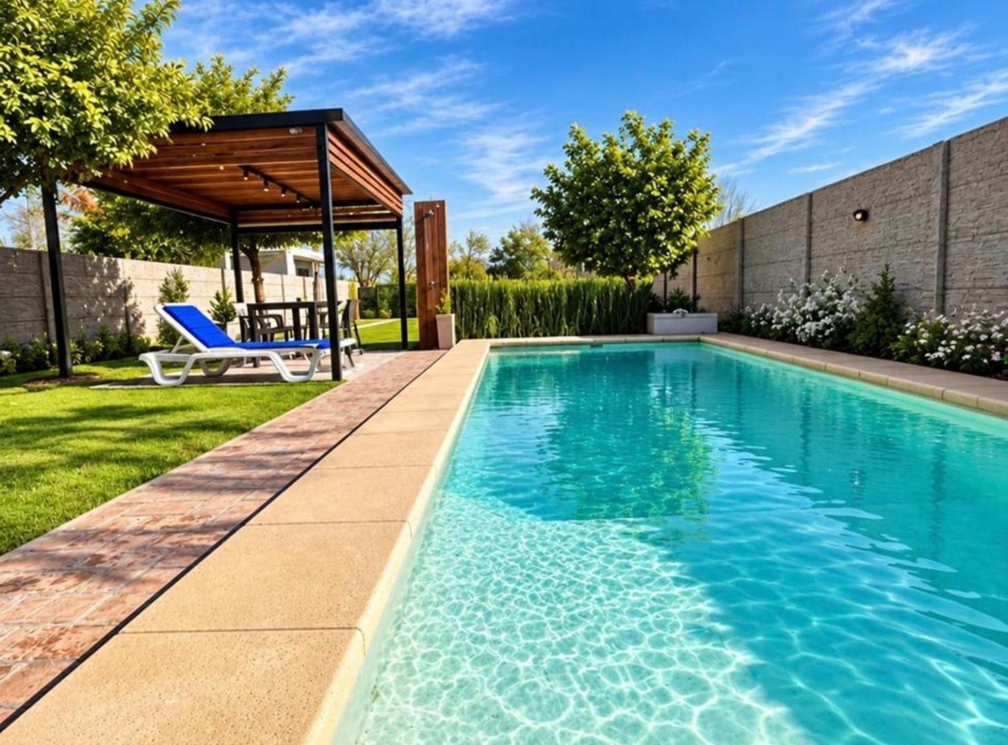 Foto de ALQUILER CASA CON PILETA ZAVALLA, imagen 5