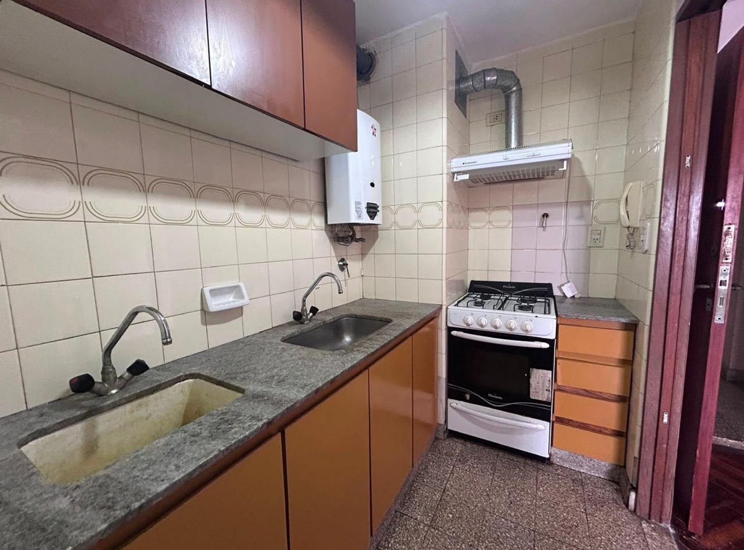 Foto de VENTA DEPARTAMENTO UN DORMITORIO - CENTRO, imagen 4
