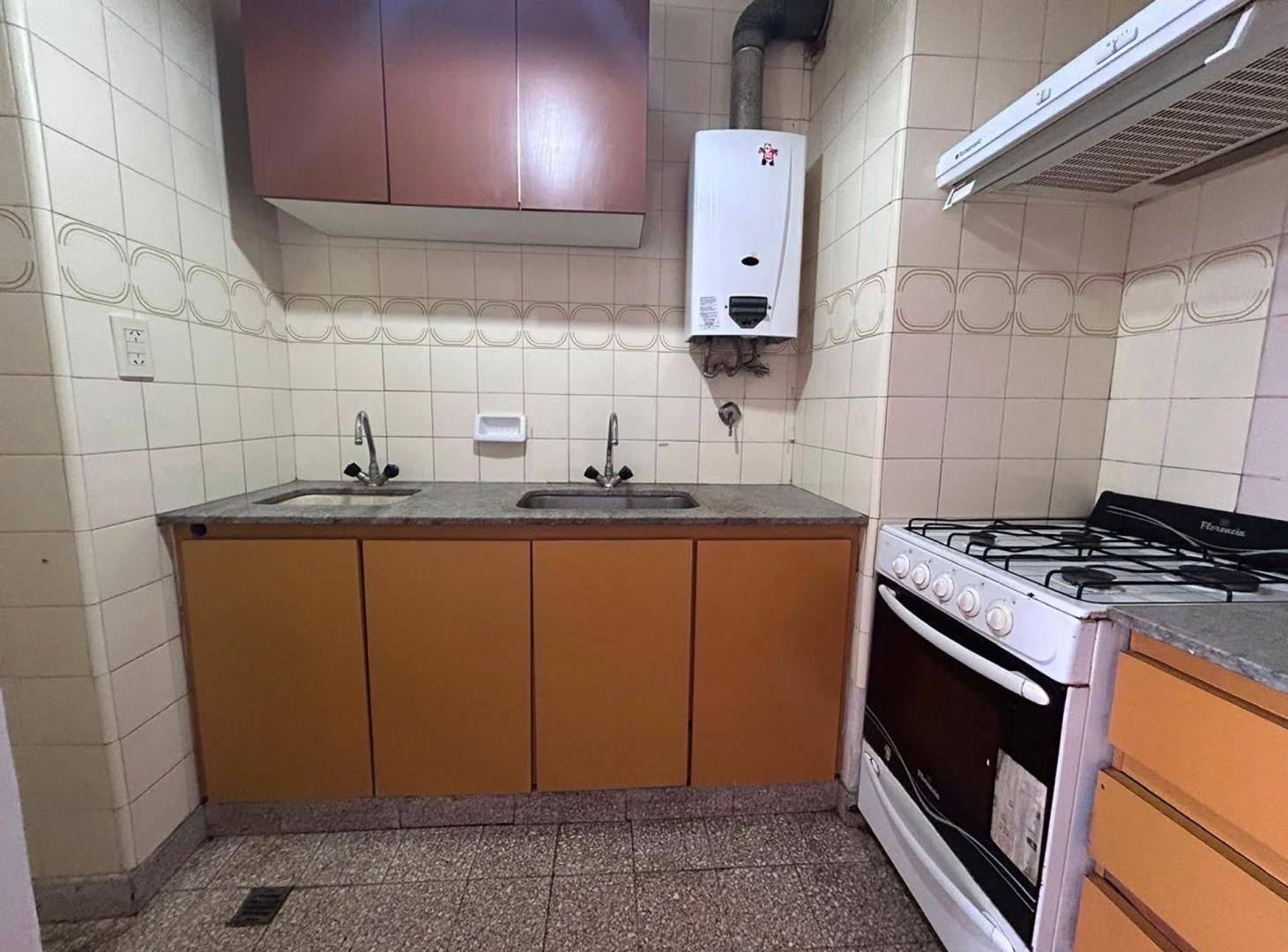 Foto de VENTA DEPARTAMENTO UN DORMITORIO - CENTRO, imagen 3