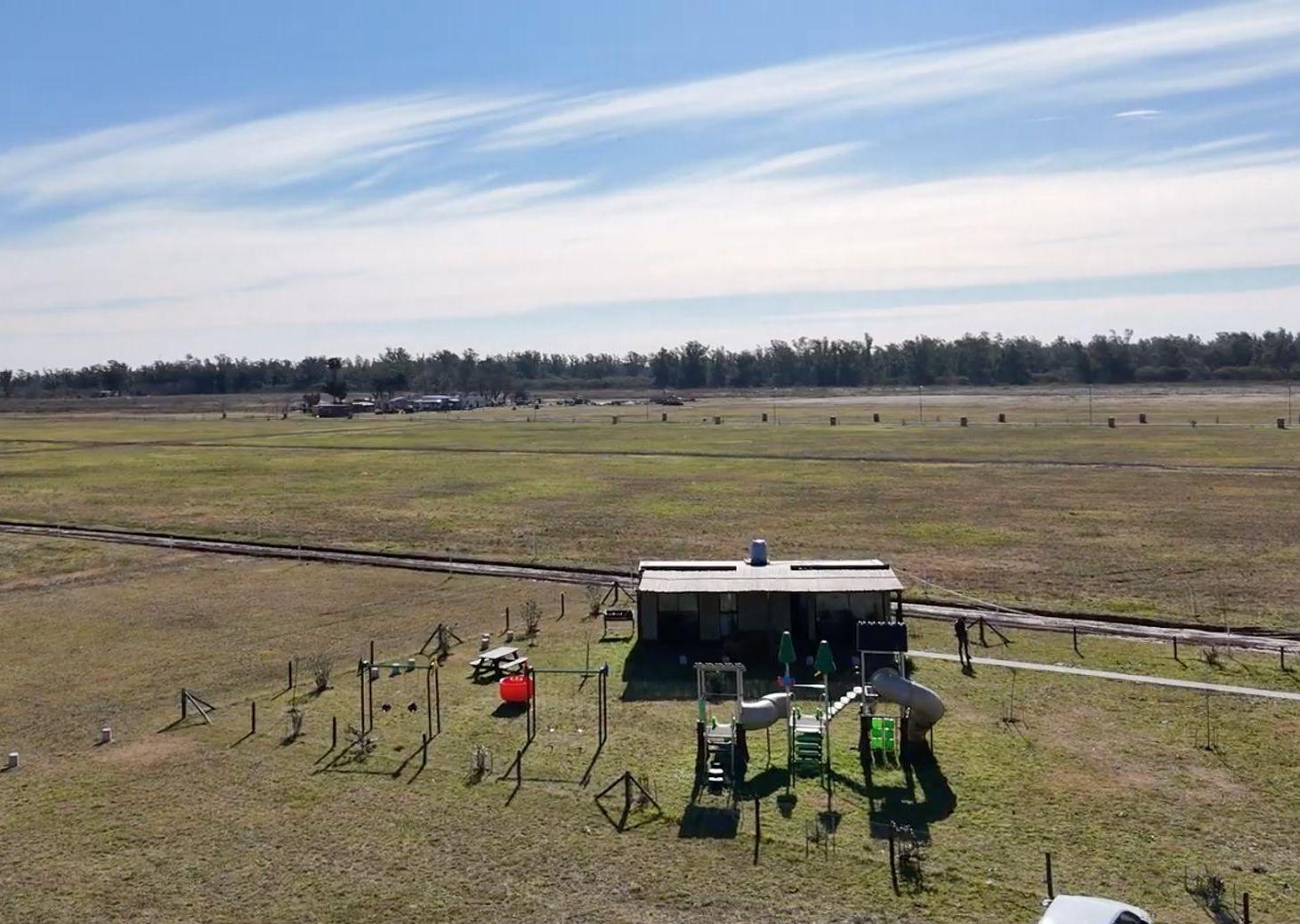 Foto de VENTA Lote de 500 m2 en Barrio Estancia Piñero, imagen 2