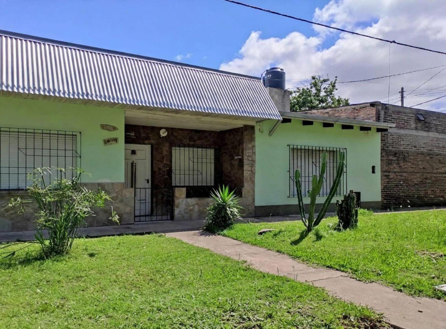 Foto de VENTA DE CASA DE 2 DORMITORIOS EN FISHERTON, imagen 1
