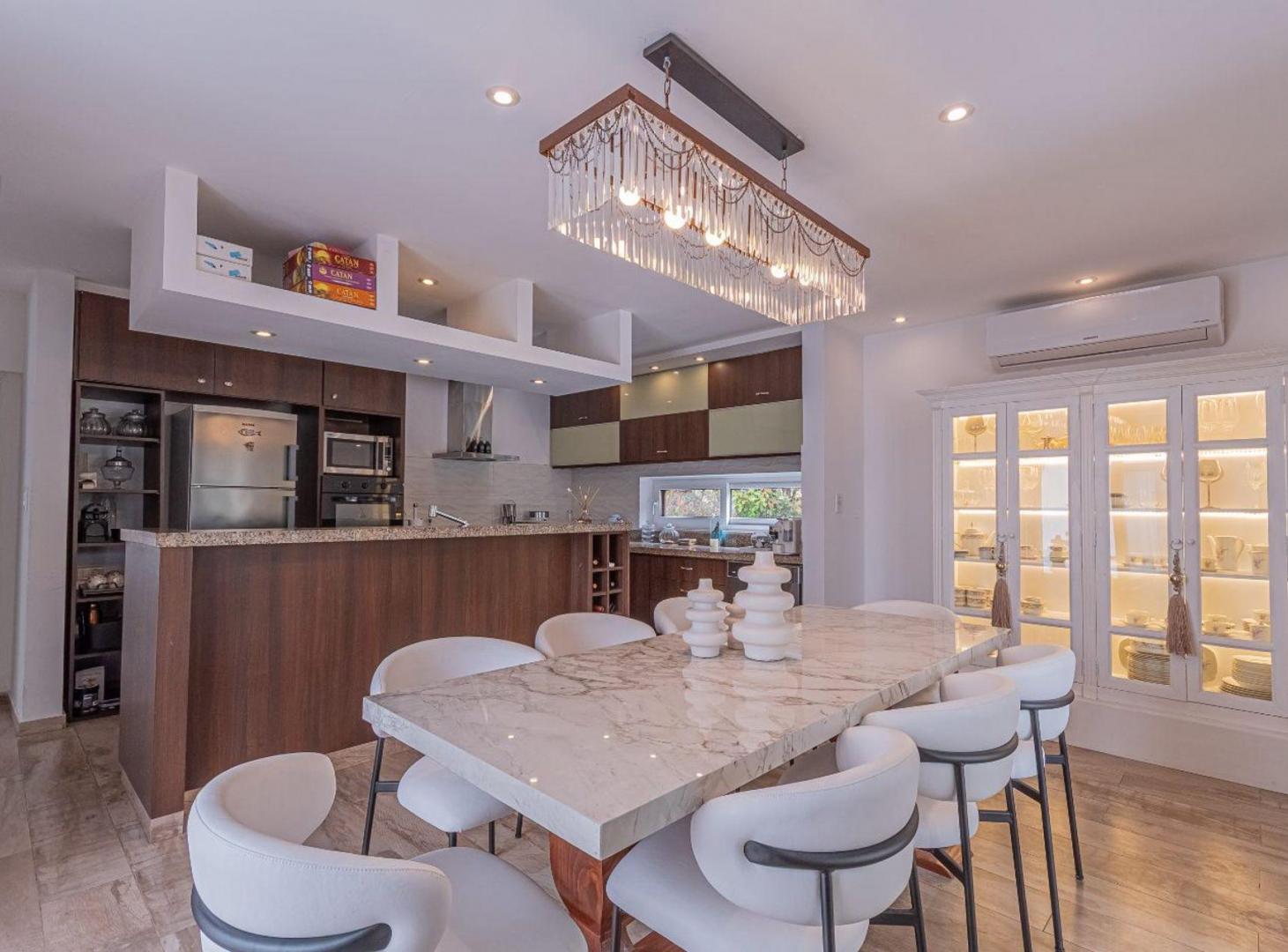 Foto de VENTA CASA 4 DORMITORIOS CON PILETA EN CADAQUÉS, imagen 4