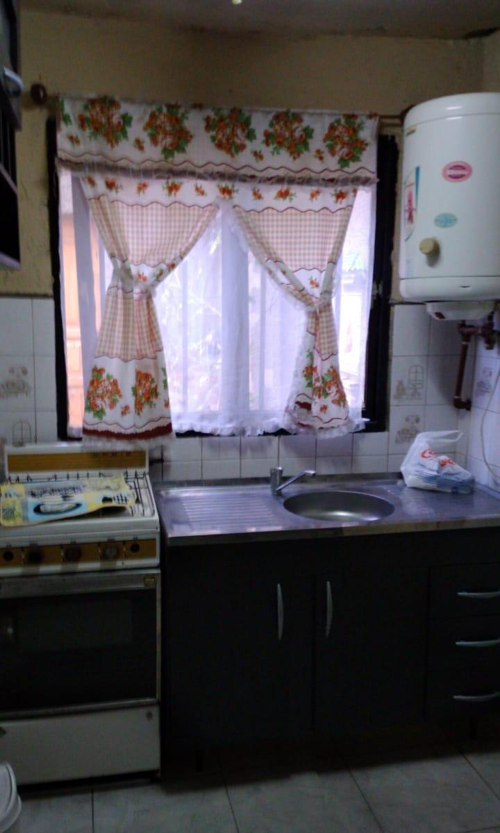 Conjunto de 3 Departamentos y 2 Locales Comerciales! 3