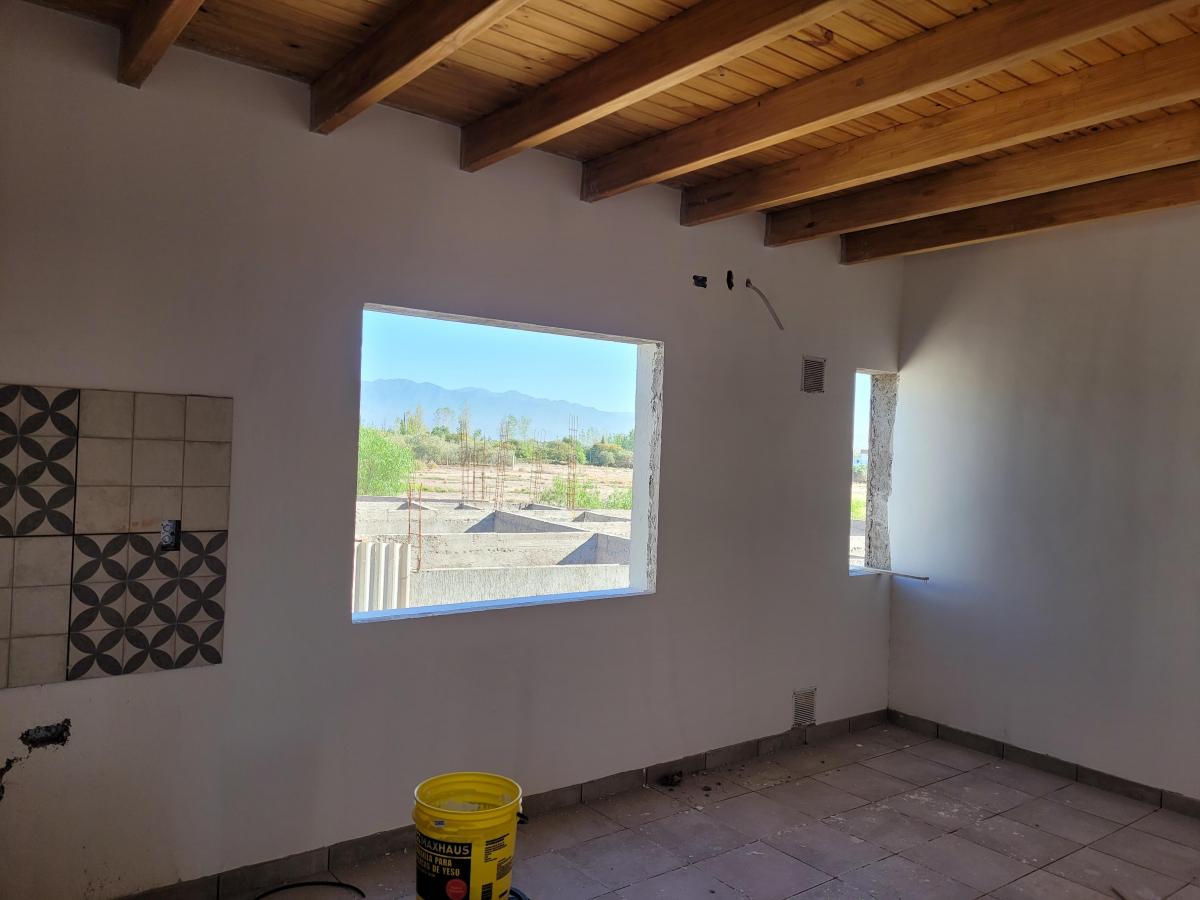 Venta de Departamentos B° Andesmar, 2 Dorm., Cochera, Entrega 30 Diás 3