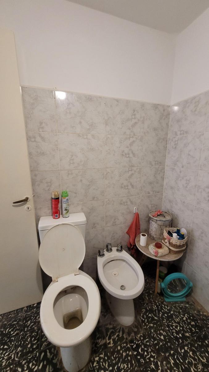 Venta de Casa en Calle Chacabuco a m Paso de Los Andes y Derqui 1