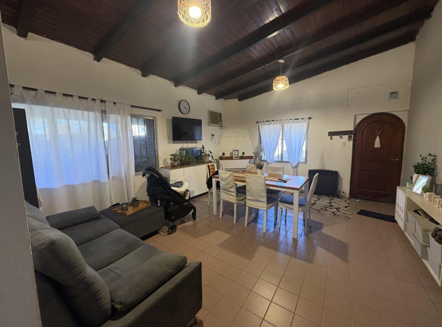Foto de ROLDÁN- CASA EN VENTA - URBANA- AMPLIO PARQUE, imagen 5