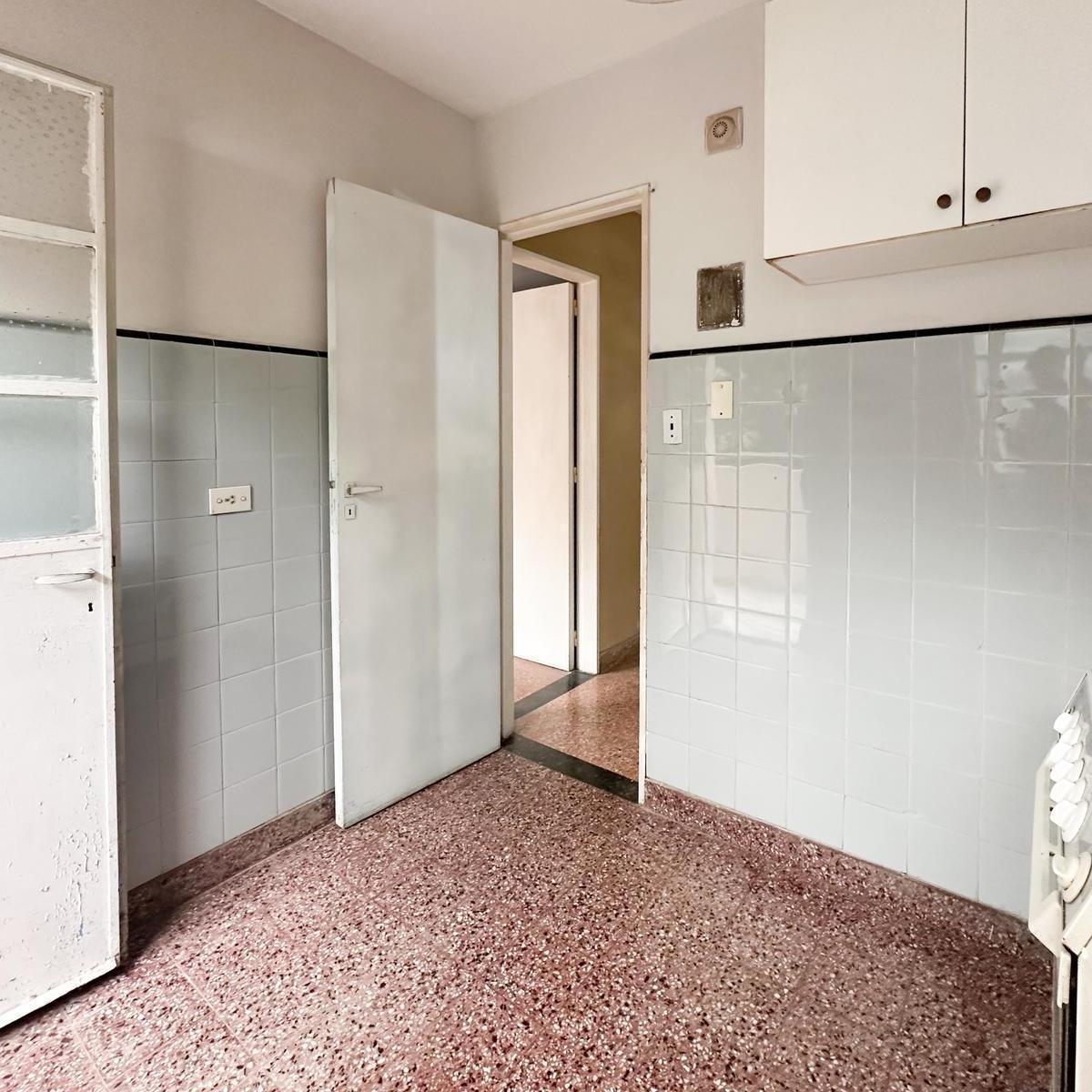 Venta Departamento de 2 Ambientes en Villa Luro 5