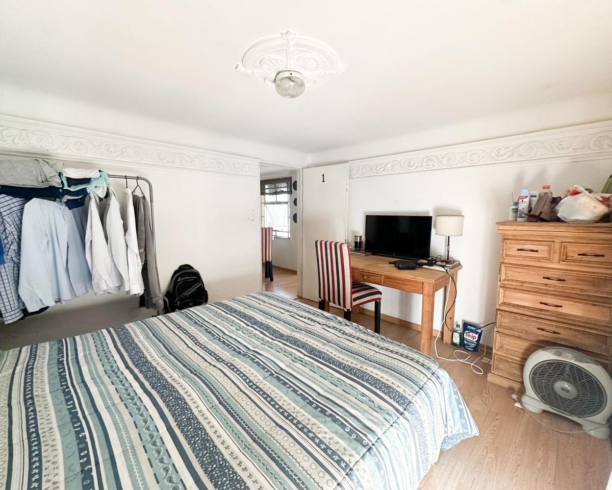 Departamento en Venta en Edificio Historico 8 Ambientes 4