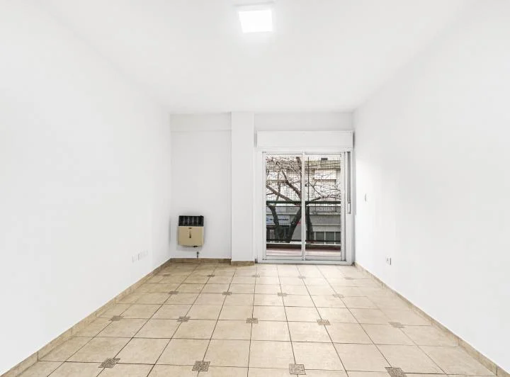 Departamento en  alquiler -3 ambientes- Floresta 4