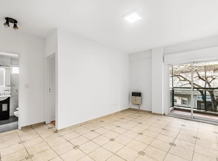 Departamento en  alquiler -3 ambientes- Floresta 1