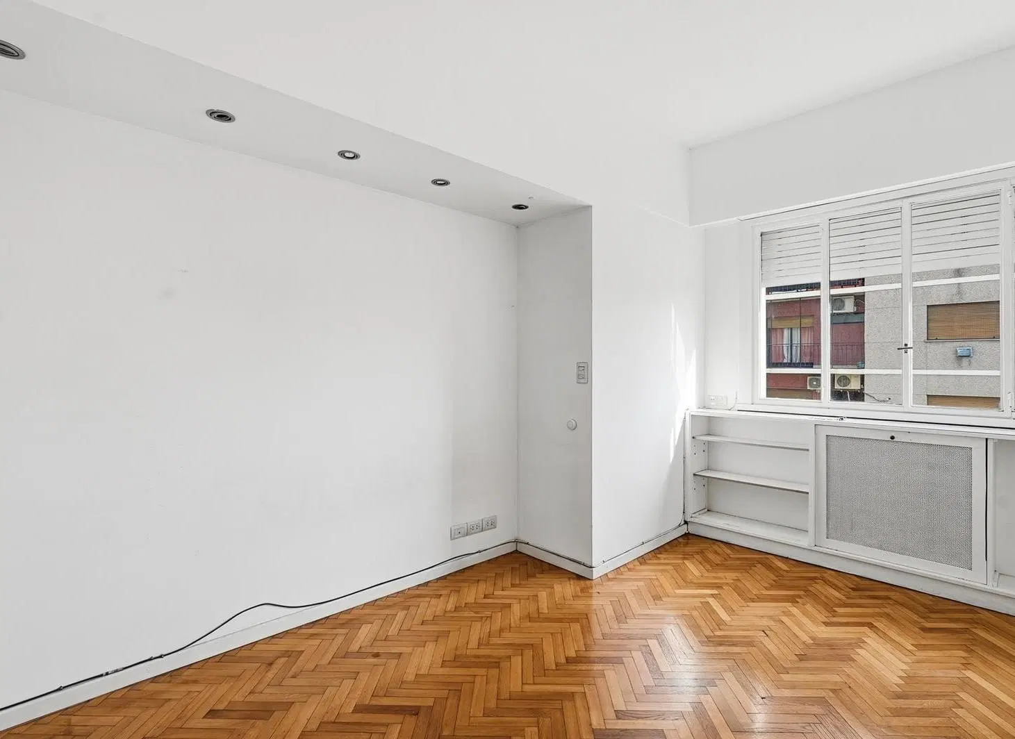 VENTA DEPARTAMENTO DE 3 AMBIENTES CON BALCON EN CABALLITO 4