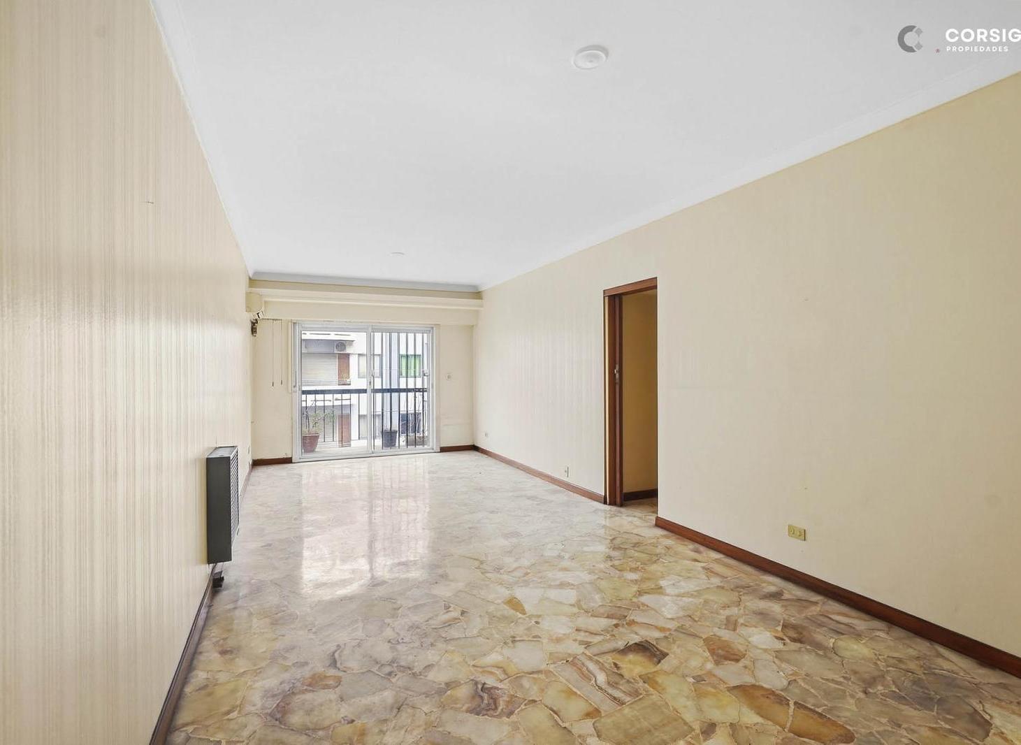 Foto de Venta departamento de 4 ambientes con dependencia en Flores, imagen 1