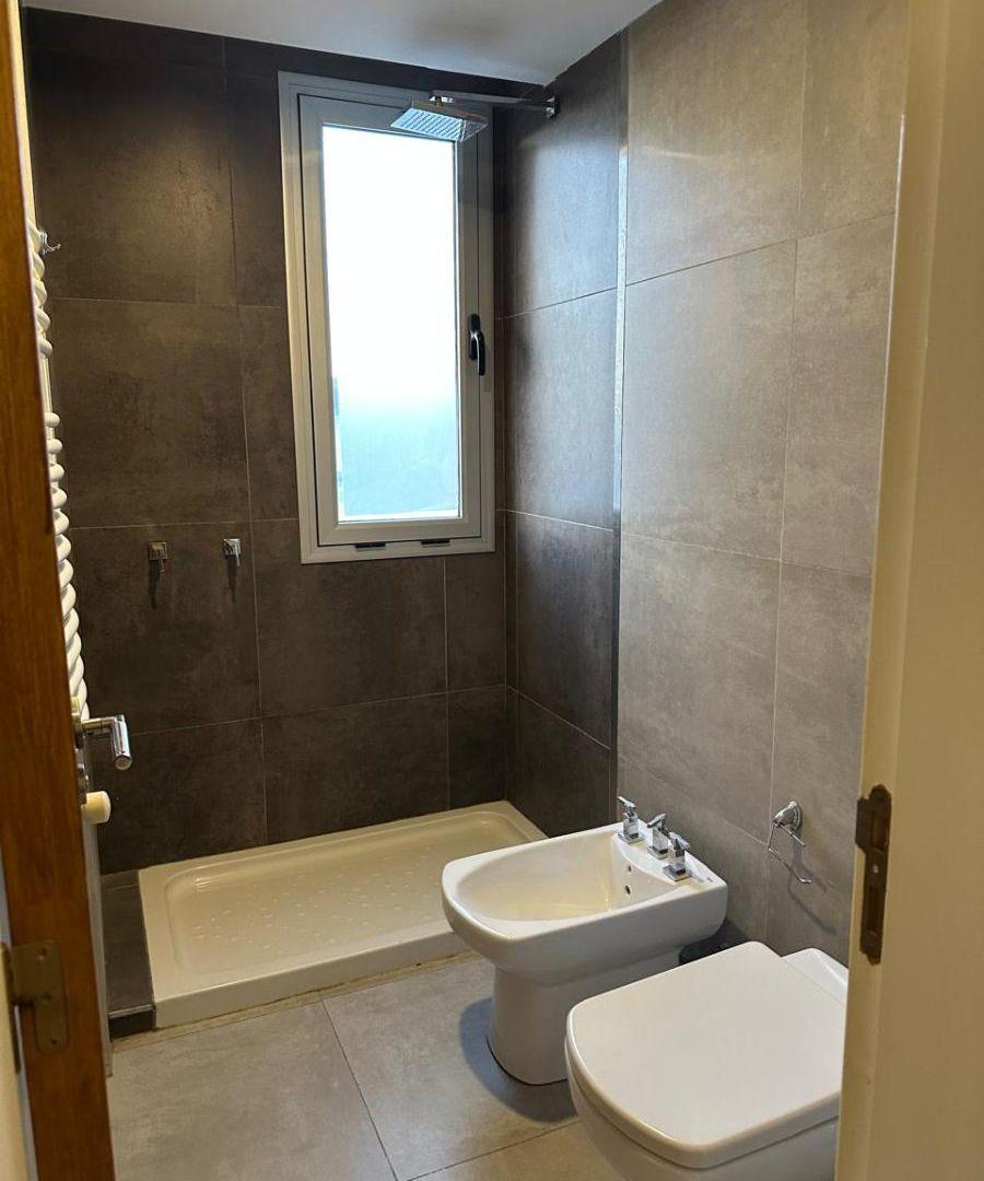 Foto de ALQUILER - TORRE VIP - OPERA LUXURY - 3 DORMITORIOS - 2 BAÑOS - BALCON, imagen 3