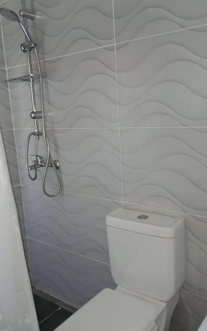 Foto de ALQUILO CASA EN DOCTA, 2 DORMI 3 BAÑOS COCHERA 1 SOLA PLANTA, imagen 5