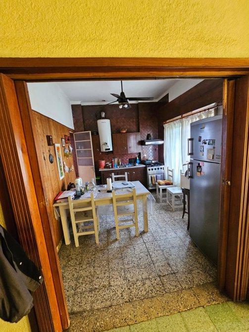 Casa de 3 Ambientes Sobre Amplio Lote 1