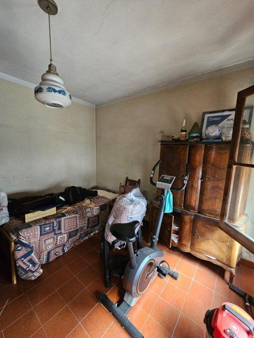 Casa de 3 Ambientes Sobre Amplio Lote 5