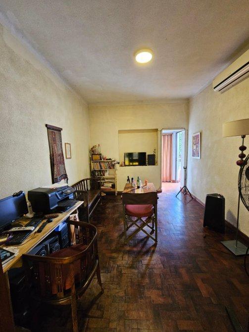 Casa de 3 Ambientes Sobre Amplio Lote 4