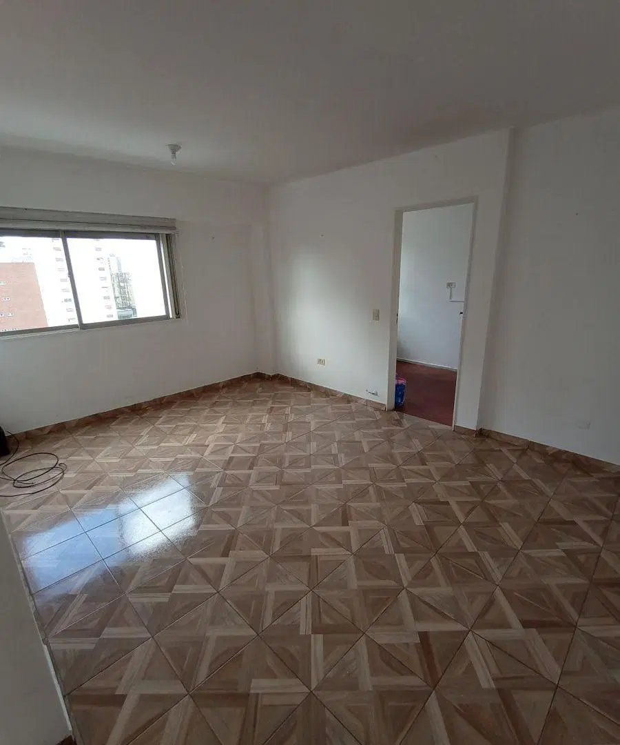 ALQUILER - Departamento 2 ambientes en Quilmes Centro 8