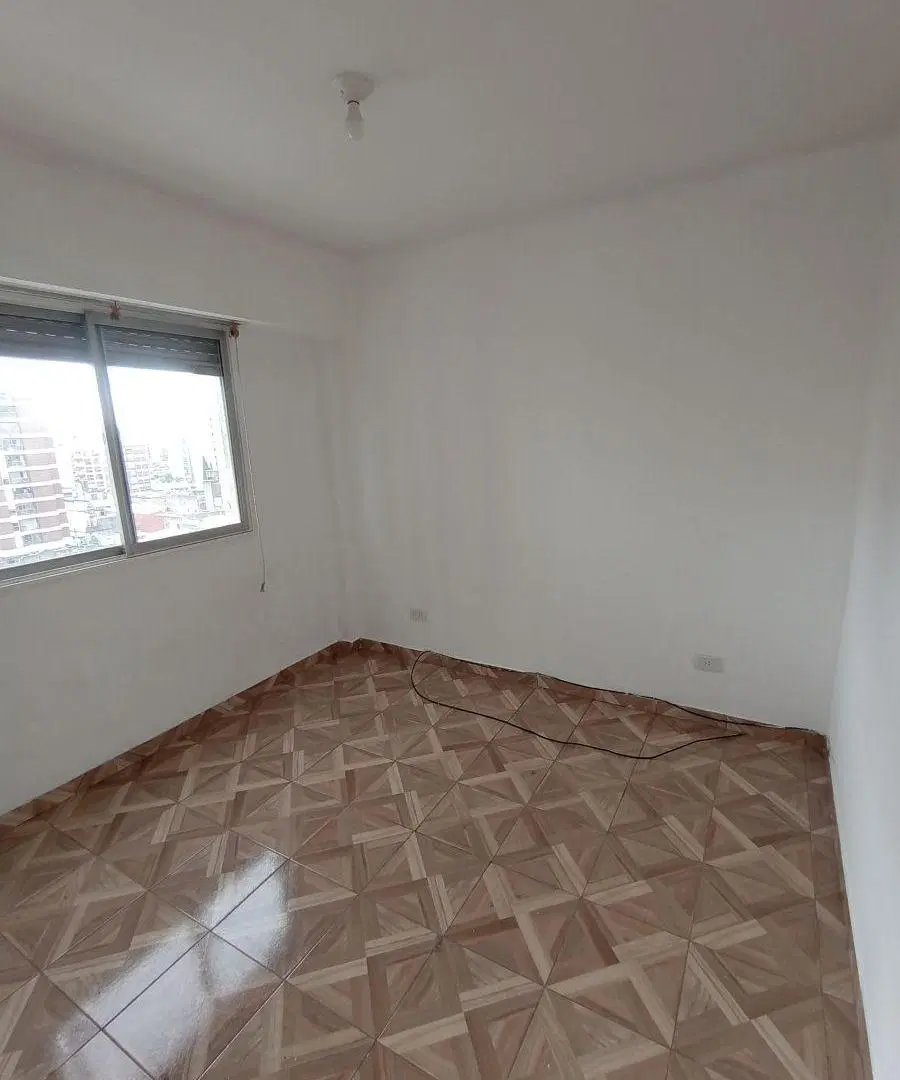 ALQUILER - Departamento 2 ambientes en Quilmes Centro 3
