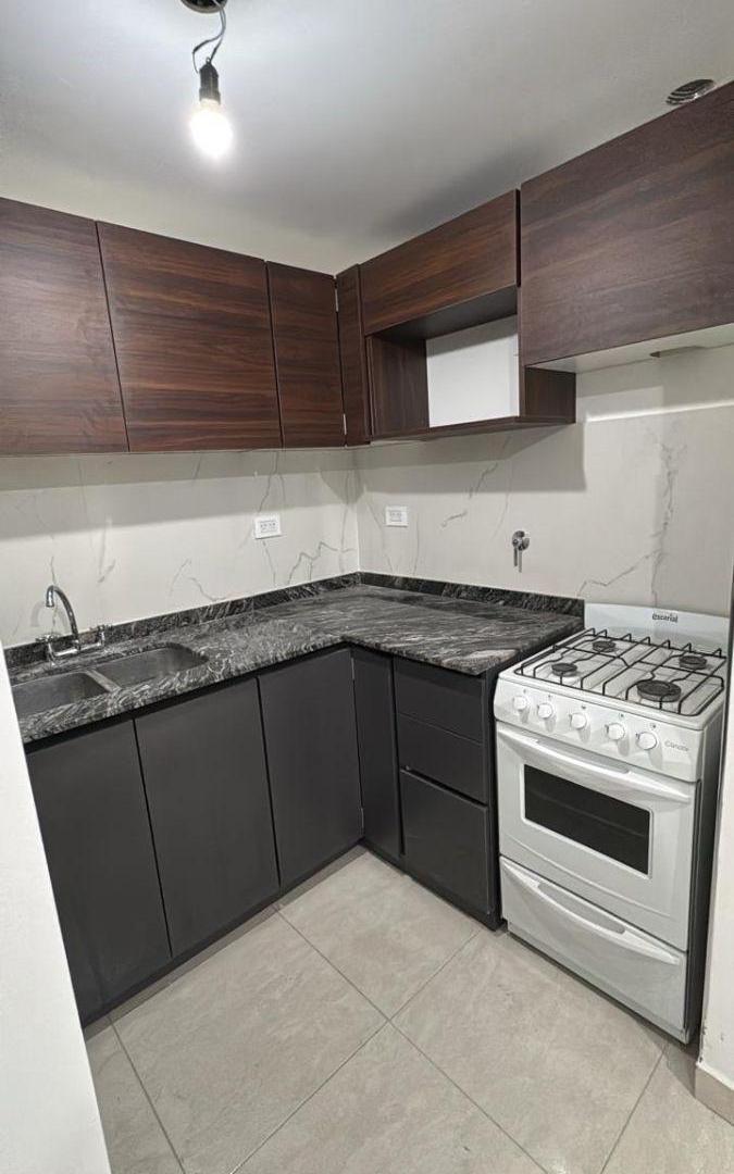 Foto de A Estrenar!!! Hermoso Dpto. 2 Ambientes Con Cochera En Lanús Este, imagen 3