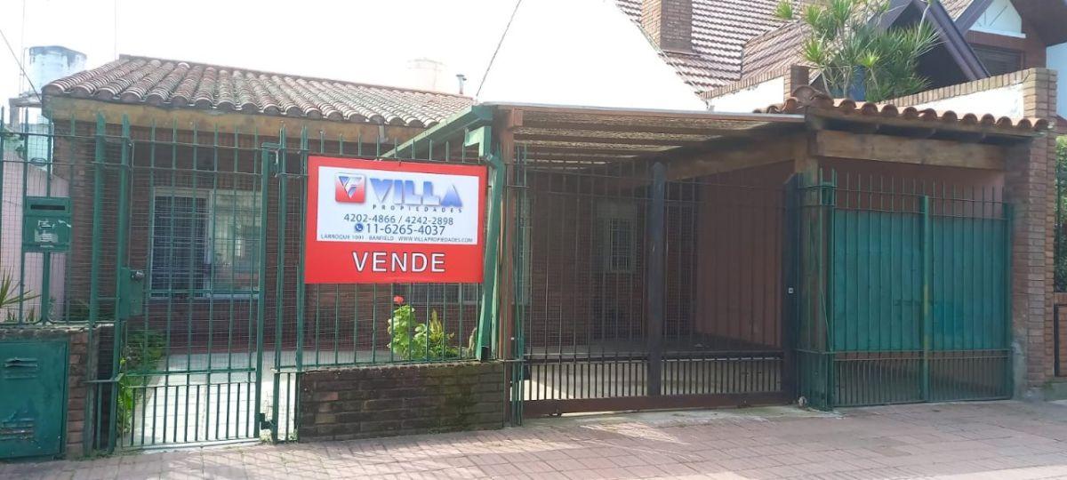 Foto de Casa de 4 amb con fondo parquizado, Banfield, imagen 1