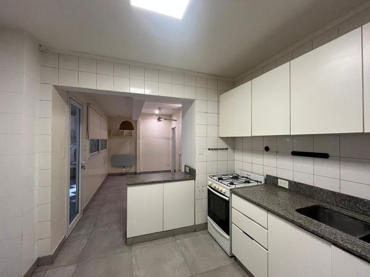 Foto de Alquiler departamento 4 ambientes 2 patios Recoleta, imagen 4