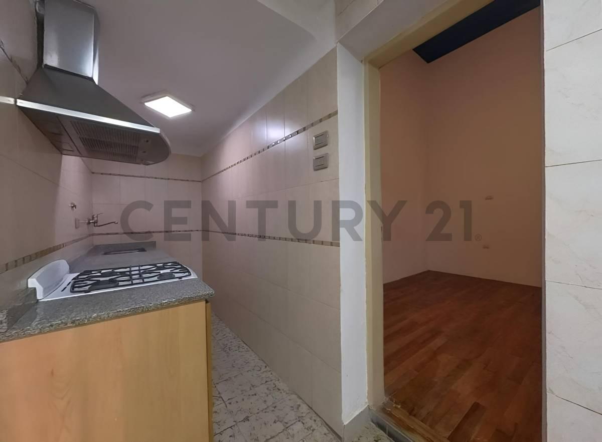 Departamento 4 Ambientes en Pb a La Calle 4