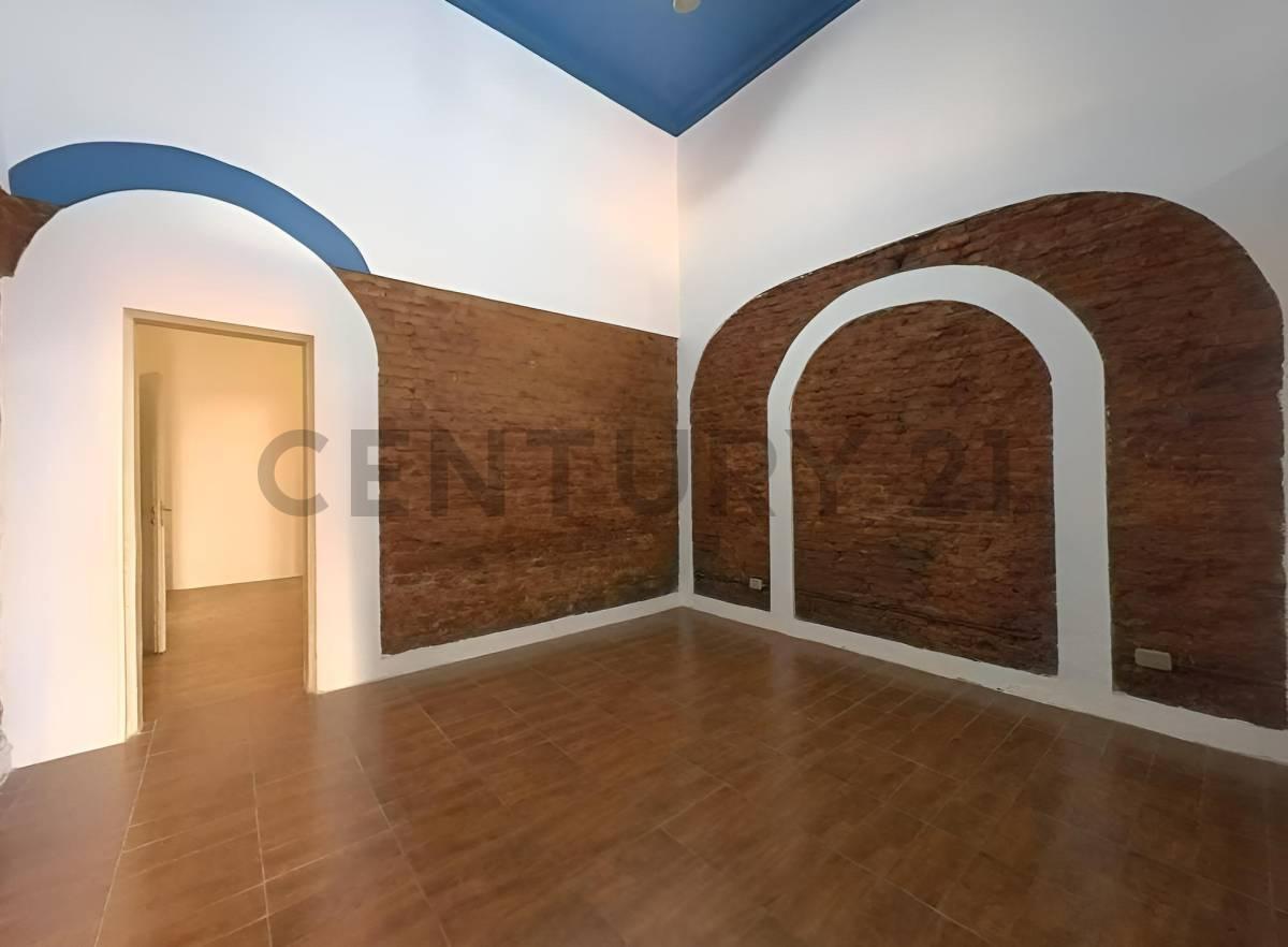 Departamento 4 Ambientes en Pb a La Calle 3