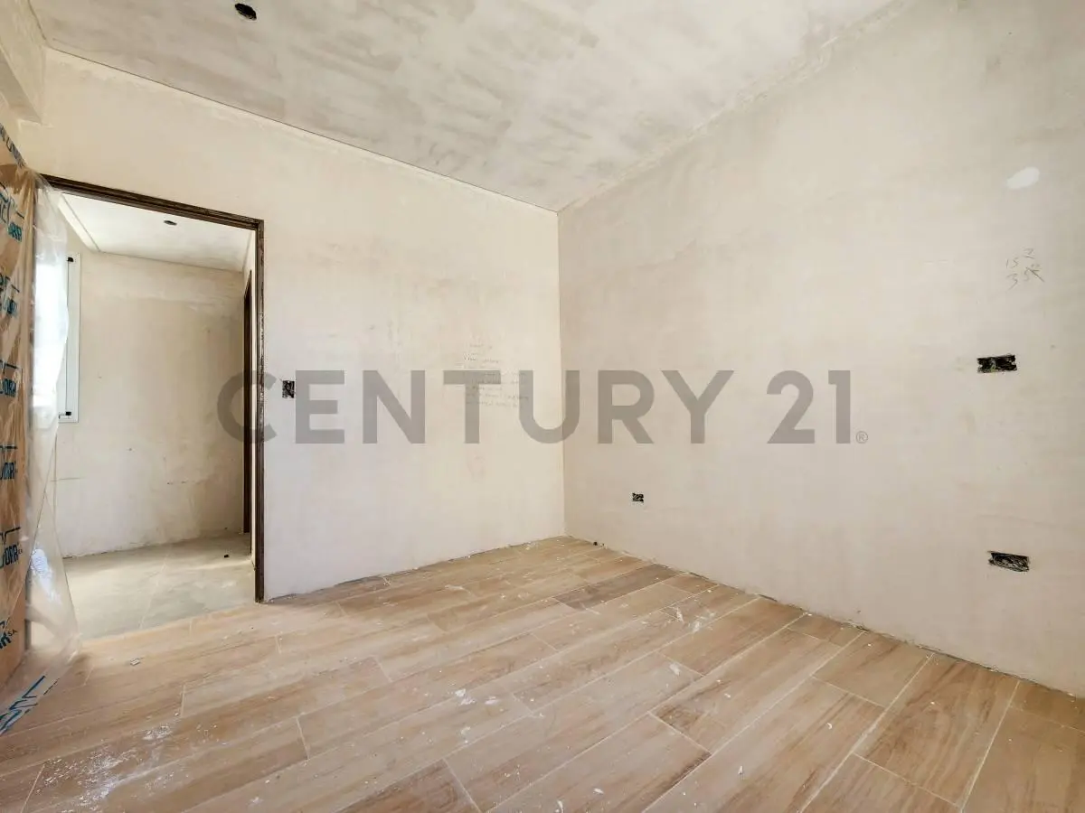 VENTA DEPARTAMENTO DOS AMB CON BALCON | ZONA BARRIO NAON 5