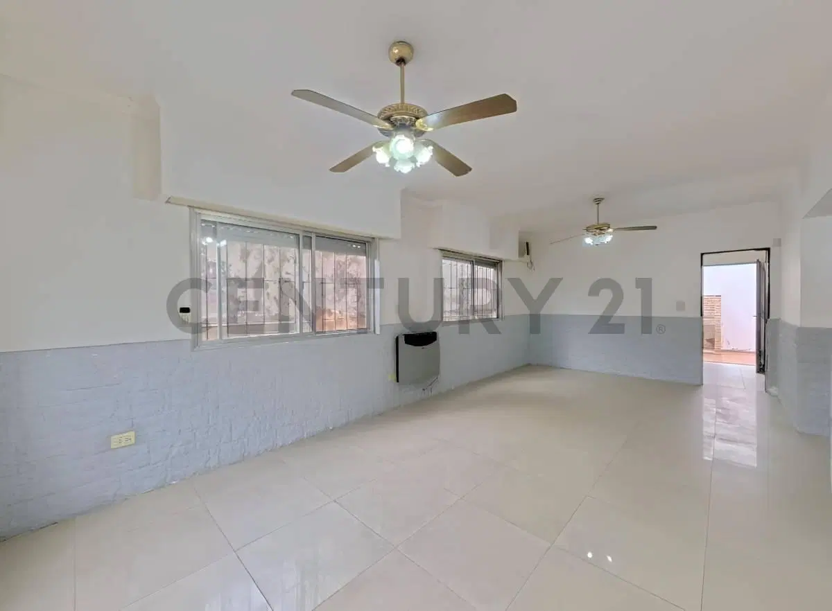 VENTA PH 3 Ambientes Luminoso al Frente con Entrada Independiente, Parrilla y Terraza Edificable 5