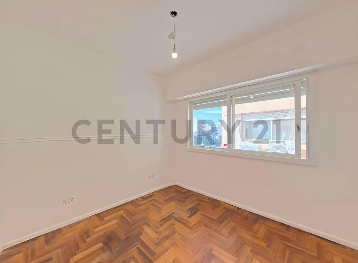 Foto de Venta Departamento de 2 ambientes en Villa Devoto, imagen 2