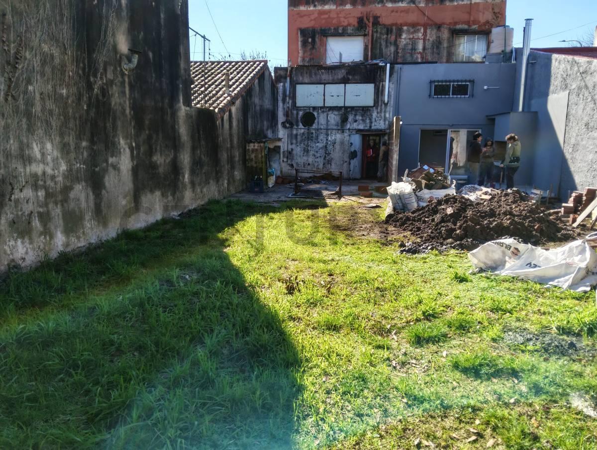 Foto de VENTA LOCAL SAN ISIDRO CON FONDO, imagen 3