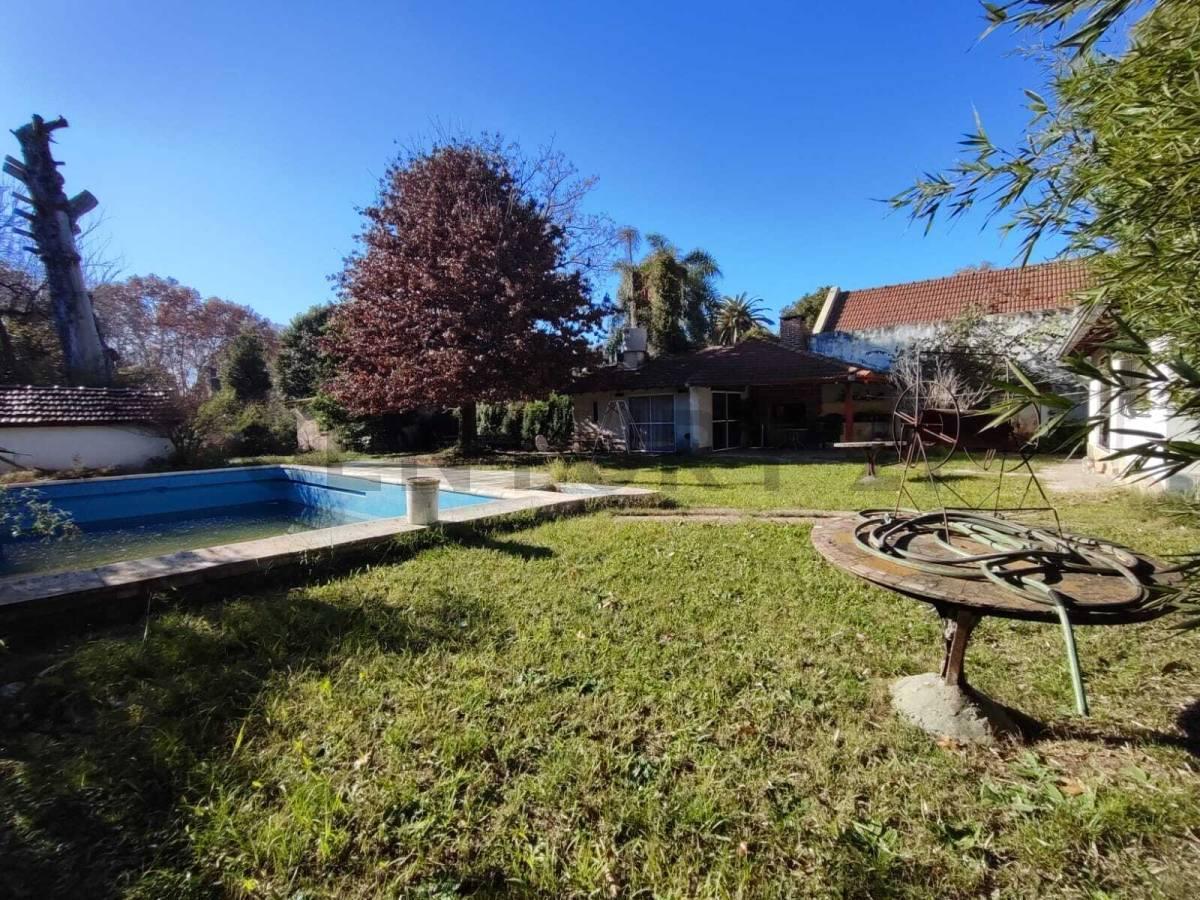 Foto de Casa de 5 ambientes en lote propio – Villa Udaondo, imagen 1
