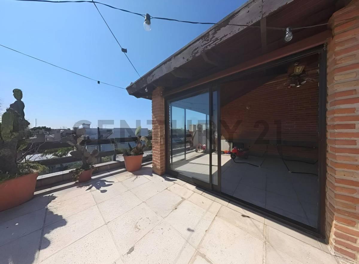 Foto de Venta de PH AMPLIO 4 AMBIENTES CON 150m2 CUBIERTOS / 166M2 TOTALES / +, imagen 4