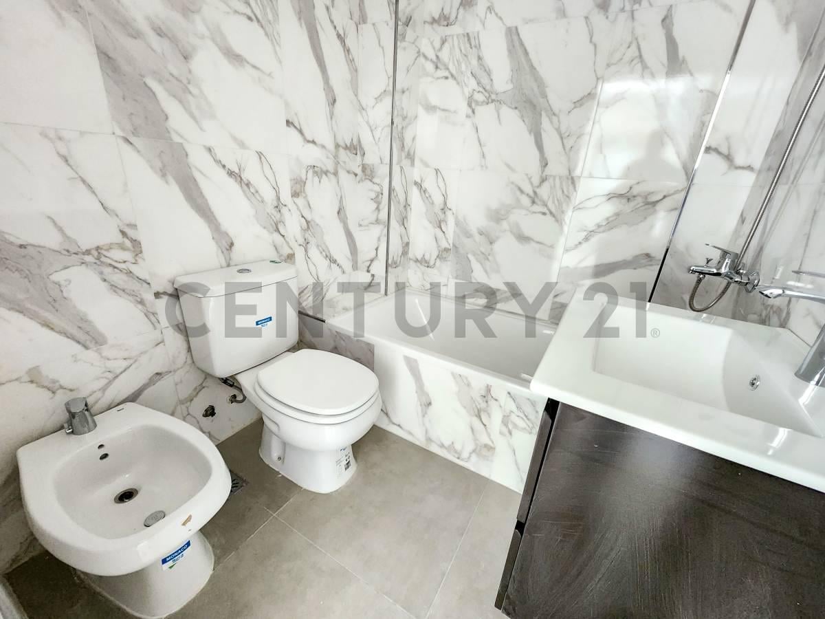 Foto de VENTA DEPARTAMENTO DOS AMB CON PATIO | ZONA BARRIO NAON, imagen 5