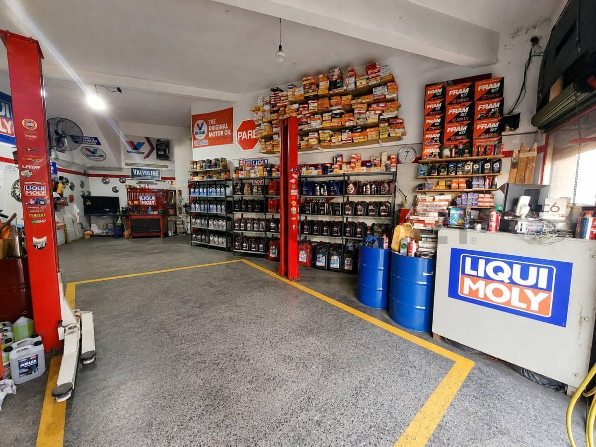 Foto de VENTA CASA DE 3 AMBIENTES | LOCAL COMERCIAL | TERRAZA | QUINCHO |, imagen 4