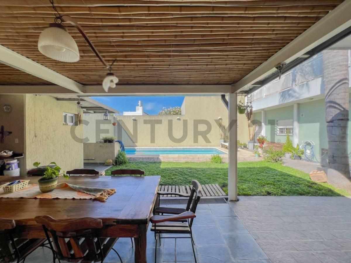 Venta de Casa 3 DORMITORIOS en MORON