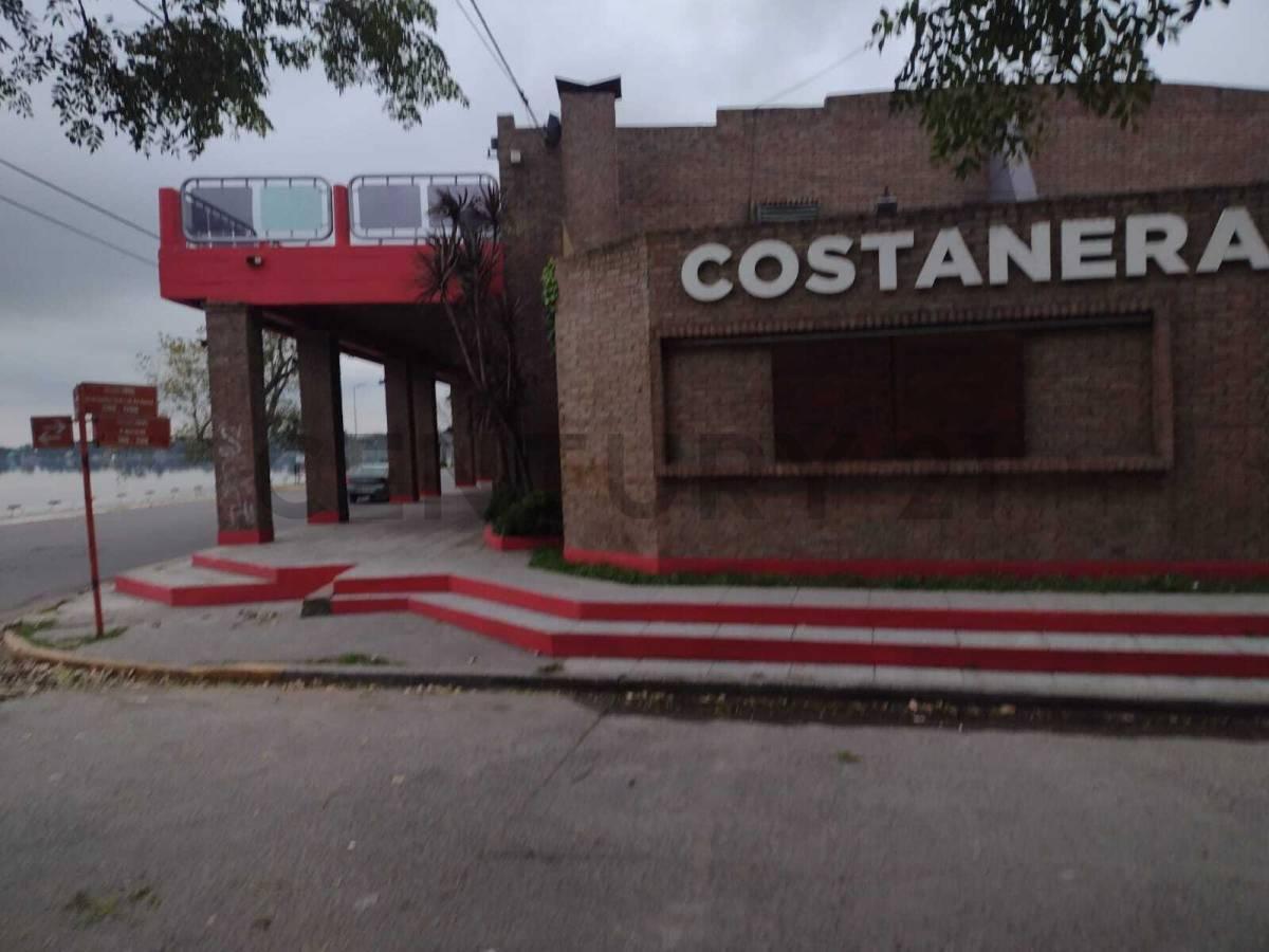 Foto de Local en Venta en el Centro de San Miguel del Monte, Frente a la, imagen 1
