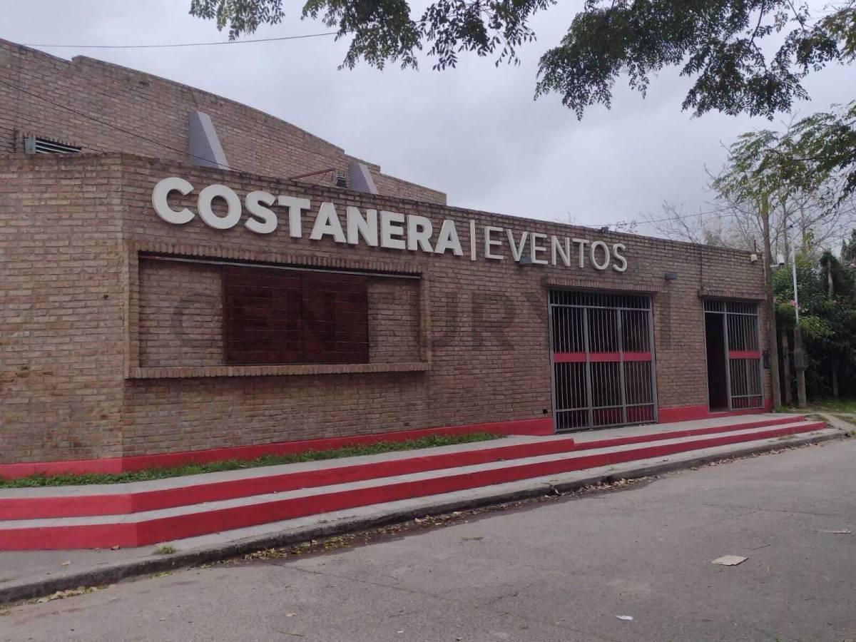 Foto de Local en Venta en el Centro de San Miguel del Monte, Frente a la, imagen 2