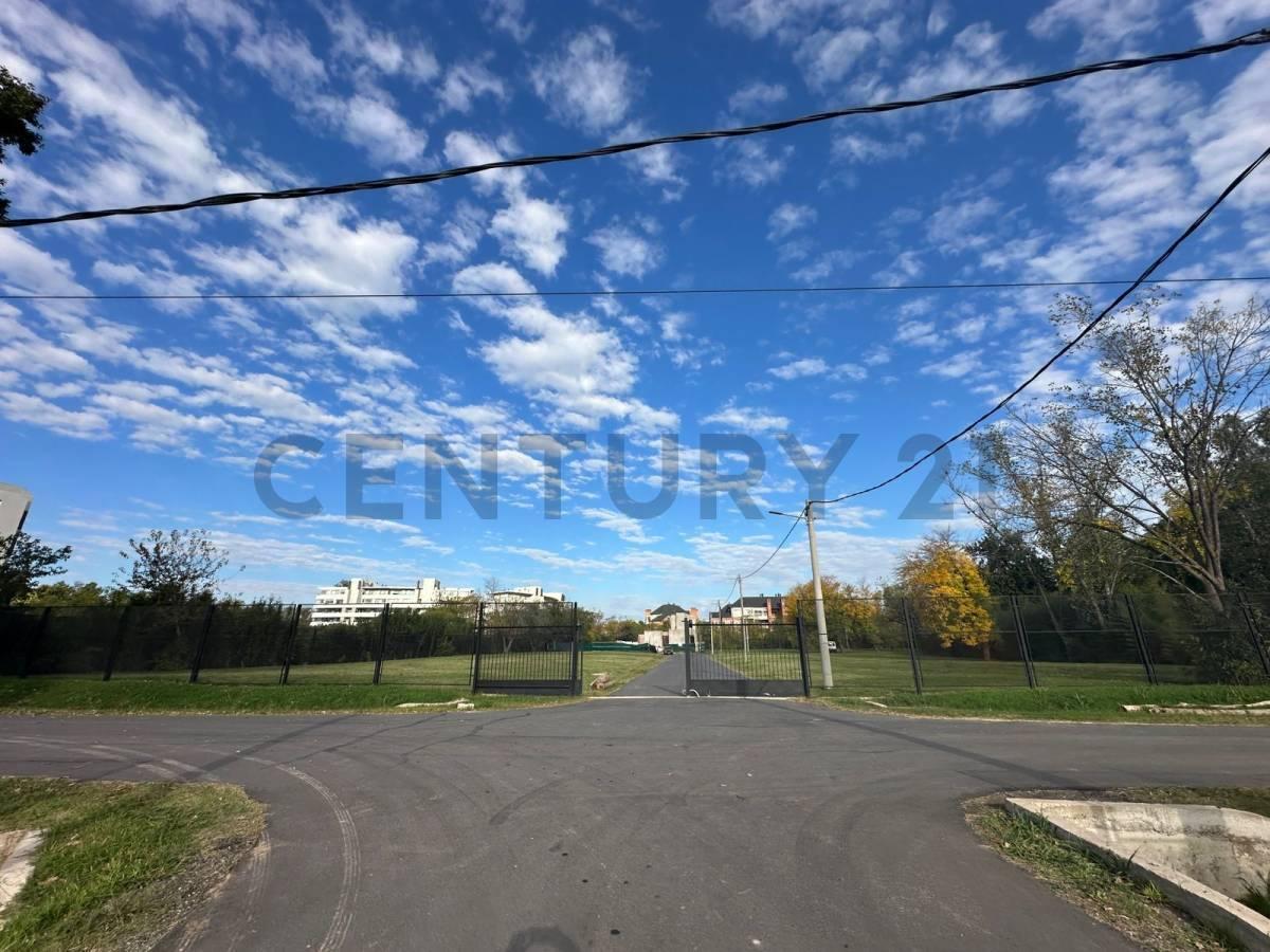 LOTE VENTA 404 mts 2- Barrio Semicerrado El Roble- Garin Escobar