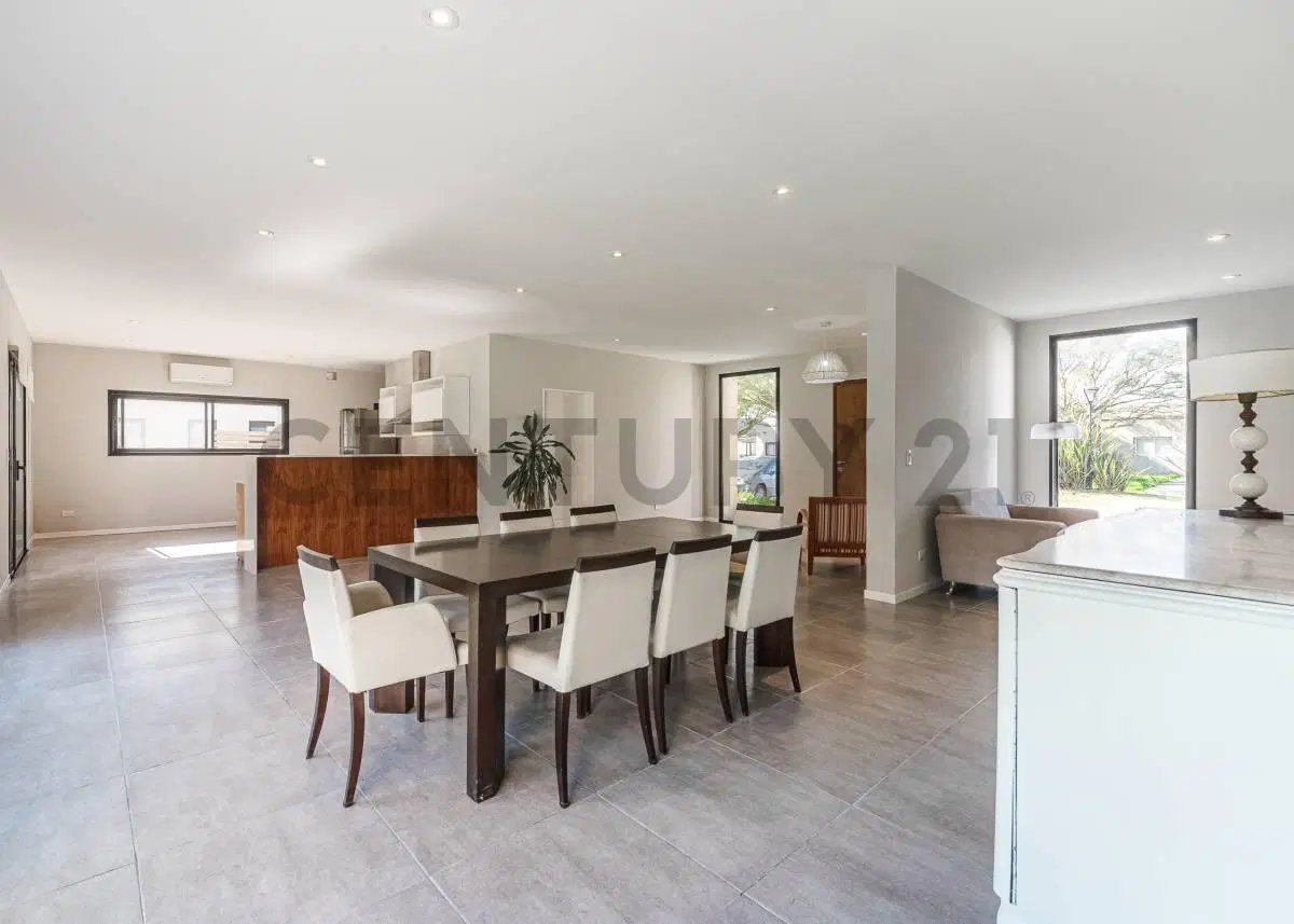 Casa en una planta de 5 ambientes con 3 habitaciones en venta en - El Cantón Puerto, Escobar 3