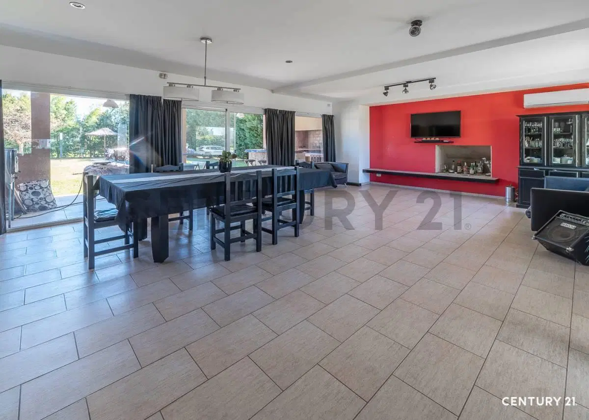CASA EN VENTA  en El Cantón Norte -  5 Amb con Pileta 3