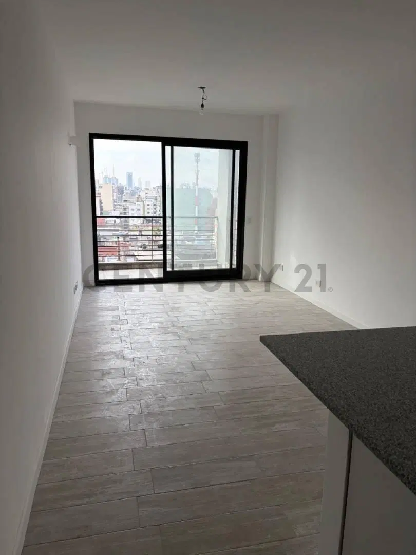 MONOAMBIENTE EN VENTA BALVANERA 2
