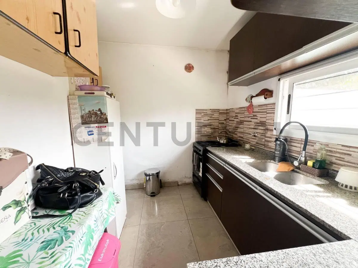 PERMUTA Venta de casa 4 ambientes - General Roddriguez 5