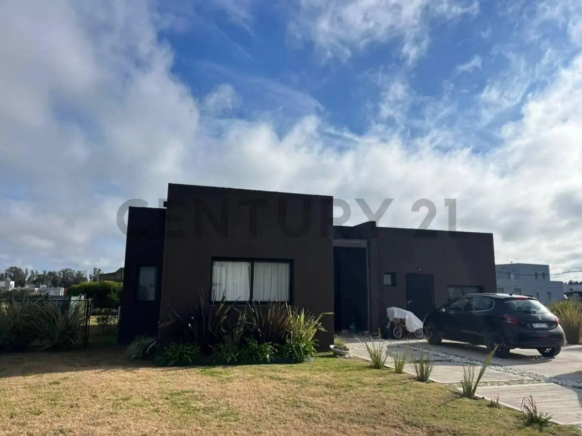 Casa en venta de 5 ambientes con pileta en Barrio El Ensueño -  Ingeniero Maschwitz, Escobar 2