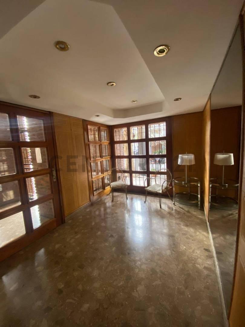 Foto de Venta Departamento 4 ambientes con dependencia/escritorio - Caseros, imagen 3
