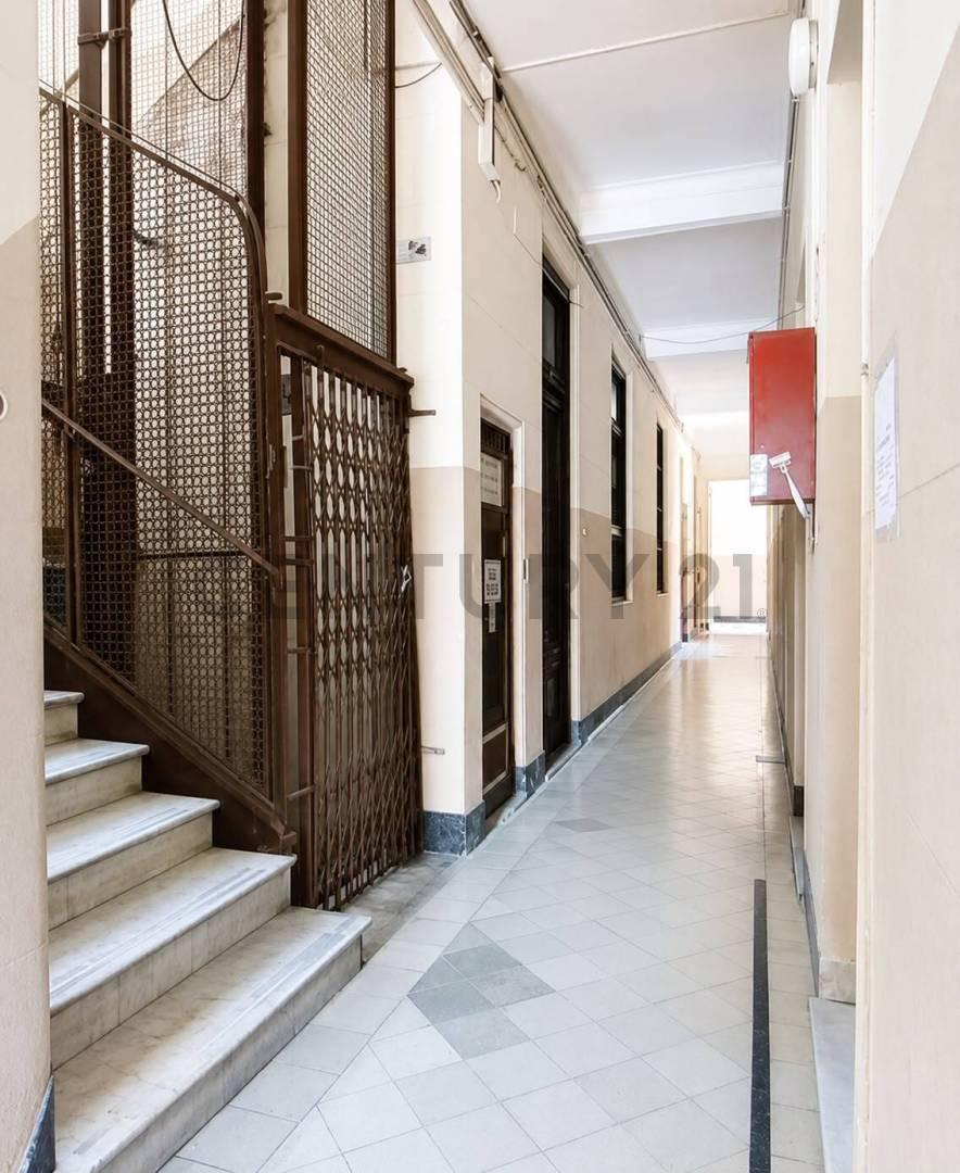 Foto de Departamento de 4 ambientes con patio y dependencia en una ubicación, imagen 4